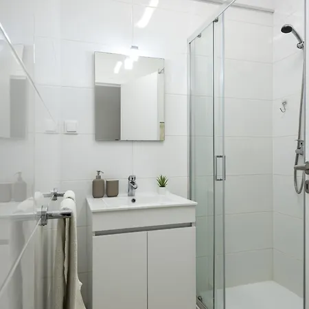 Apartamento Mare Viva - Seafront With Pool By Hd *