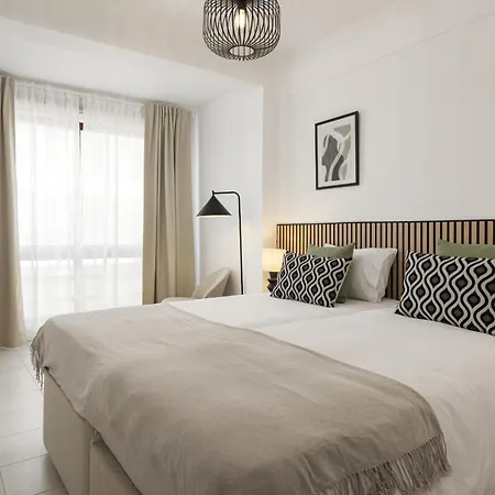 Mare Viva - Seafront With Pool By Hd * Quarteira